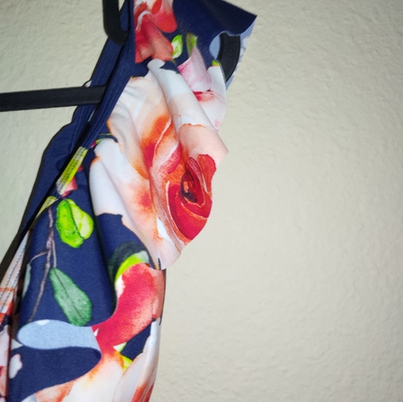 Cupshe Blue and Pink Floral Bathing Suit Size Large One Piece - Picture 5 of 8